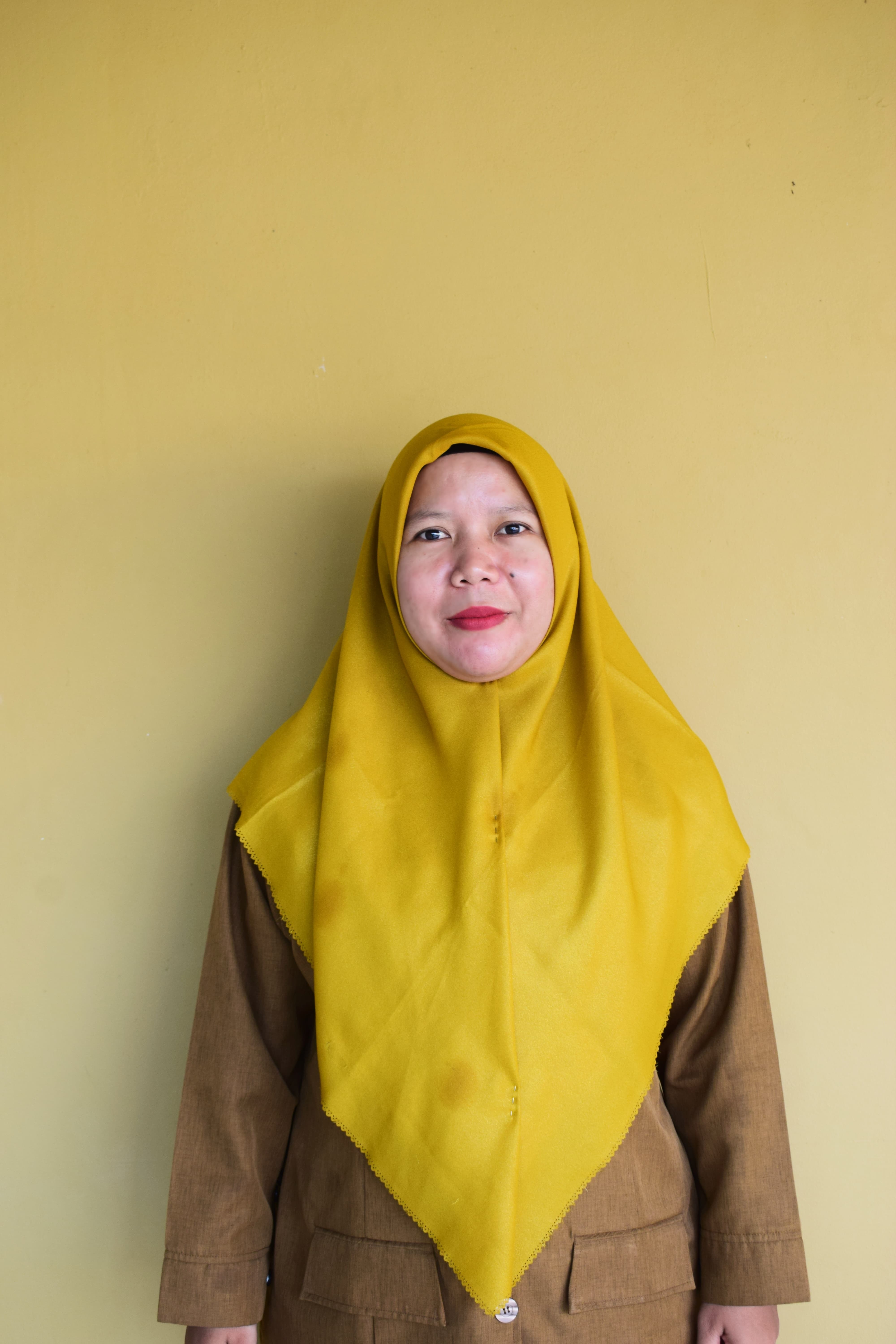 Desmita Lara Supati, S.Pd