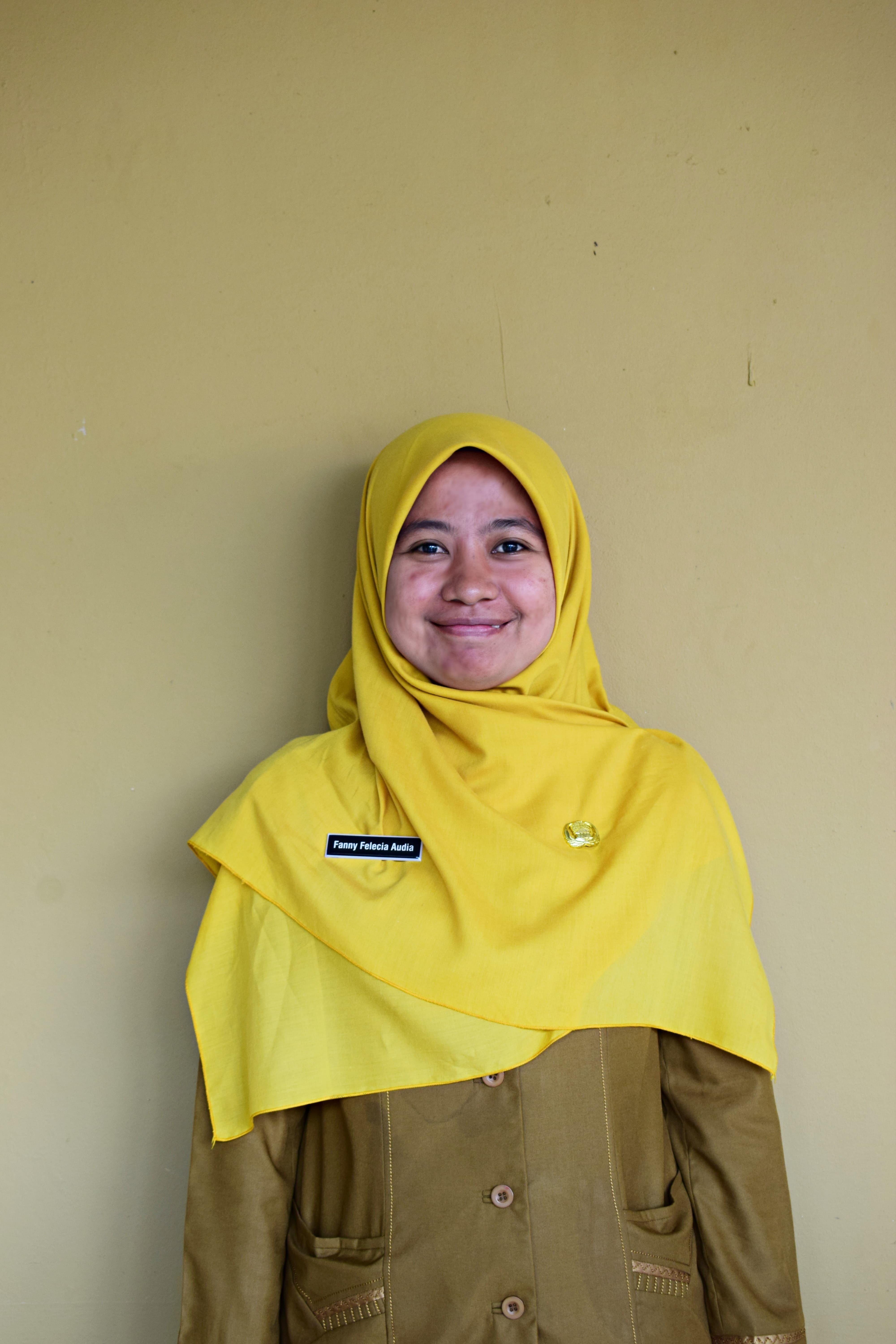 FANNY FELECIA AUDIA, S.Pd