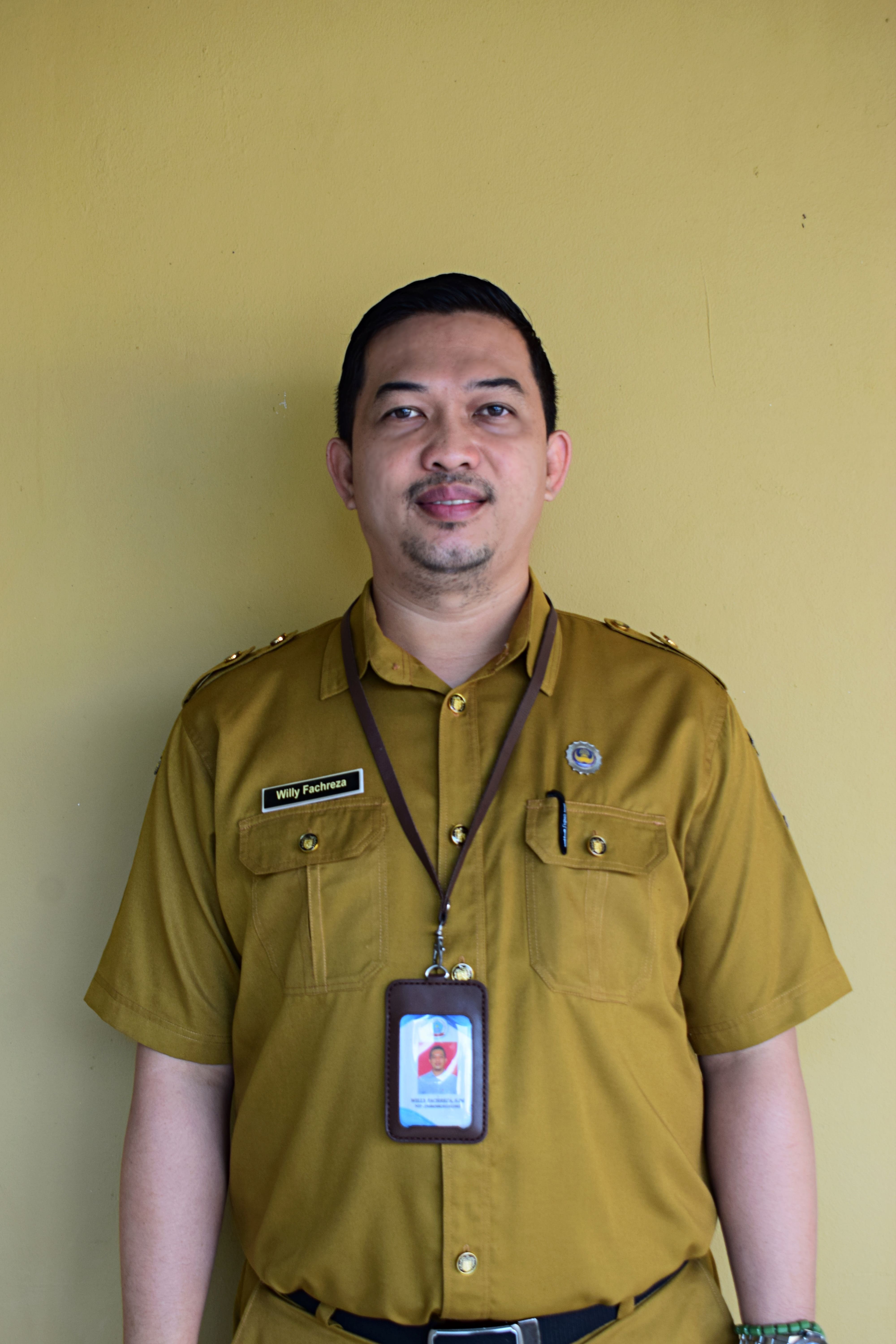 WILLY FACHREZA S. Pd